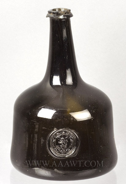 Blown Wine Bottle, Mallet Bottle, Armorial Seal, Rampant Lion, Full Gloss
England
1730, entire view